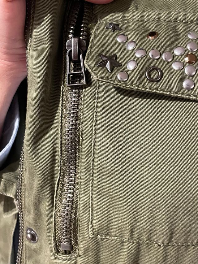 Chaqueta militar verde Stradivarius Mujer