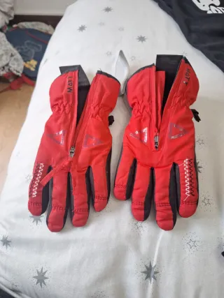 Guantes de Nieve Rojos con Cremallera