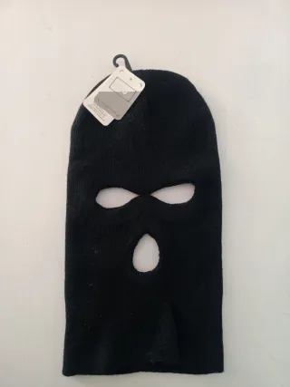 Pasamontañas negro 3 agujeros