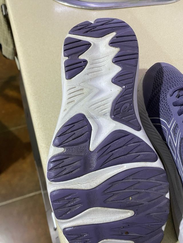 Deportivas Asics Lila Mujer