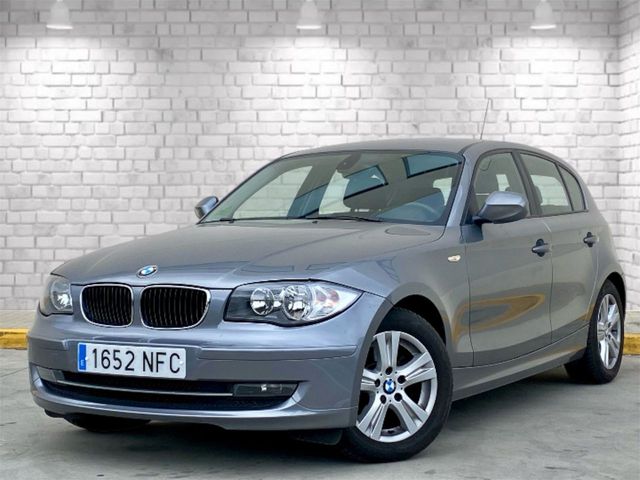 BMW Serie 1 180i   5 puertas 