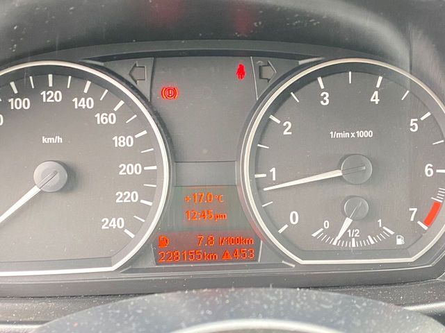 BMW Serie 1 180i   5 puertas 