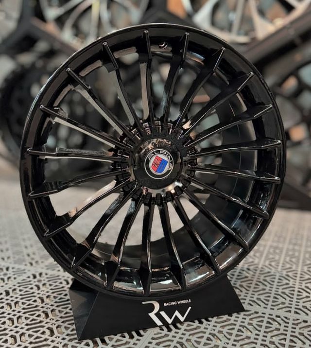 Llantas 21 BMW Hamaan Black Performance