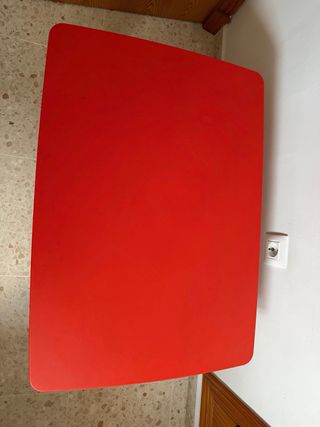 Mesa infantil Ikea roja