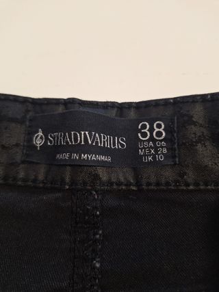 Pantalón cuero STRADIVARIUS T-38 REGALO vaquero