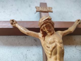 Crocifisso vintage in legno