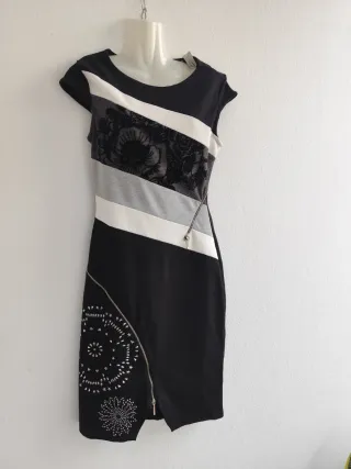 Vestido Desigual midi con etiqueta