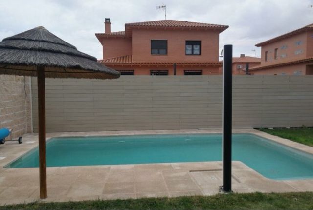 Tarima composite exterior suelo/valla