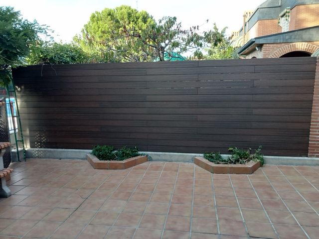 Tarima composite exterior suelo/valla
