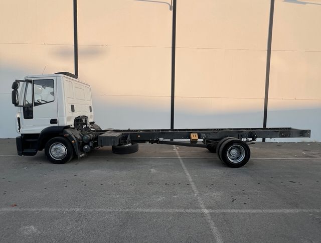 IVECO eurocargo 120e 18  2012