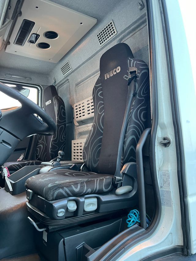 IVECO eurocargo 120e 18  2012