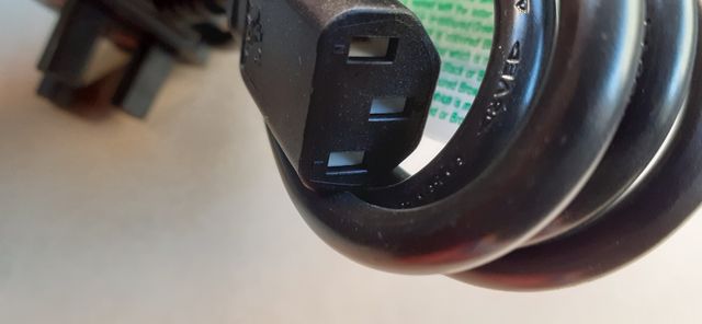 Adaptador Enchufe Inglés SHENG