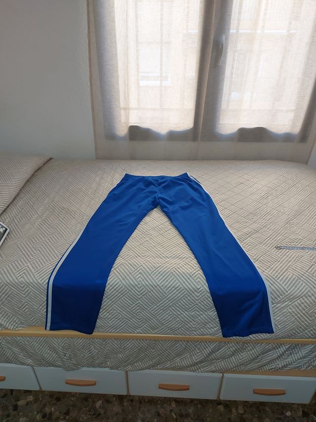 Pantalón de chándal Adidas azul, original