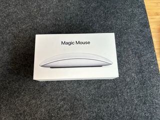 Apple Magic Mouse + cable + adaptador
