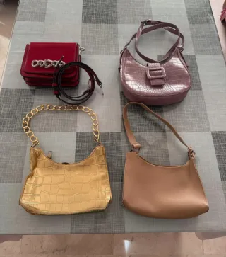 Lote 4 bolsos: dorado, rojo, lila y beige