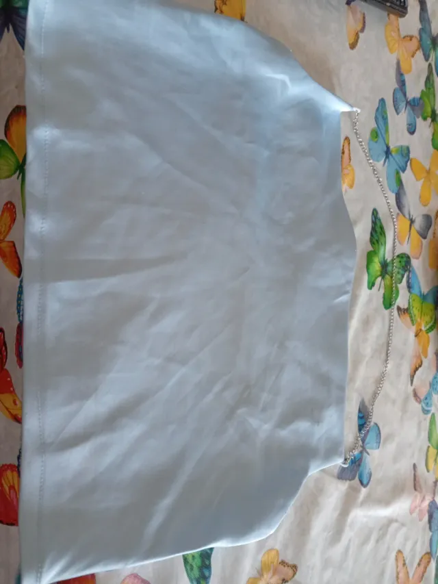 Blusa azul con fruncido