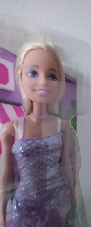 Barbie Glamour y Regalo complementos