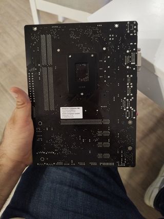 Placa Base ASUS H81M-Plus