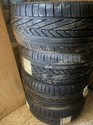 Neumáticos 235/45 R17