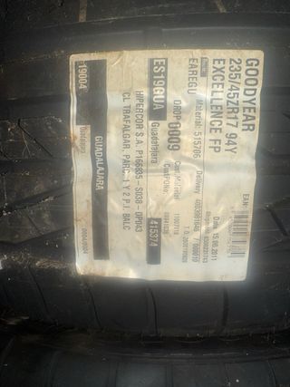 Neumáticos 235/45 R17