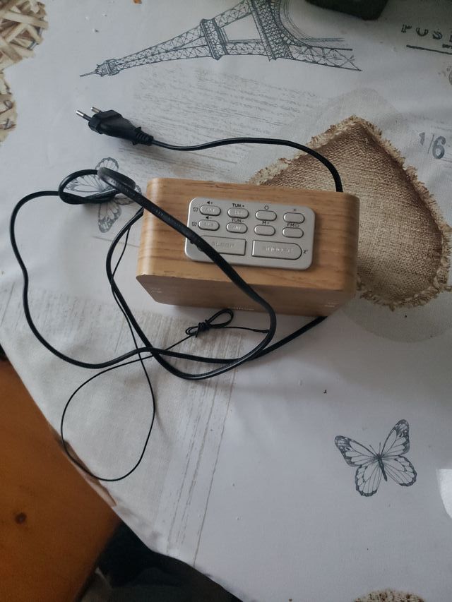 Radio despertador Qilive madera