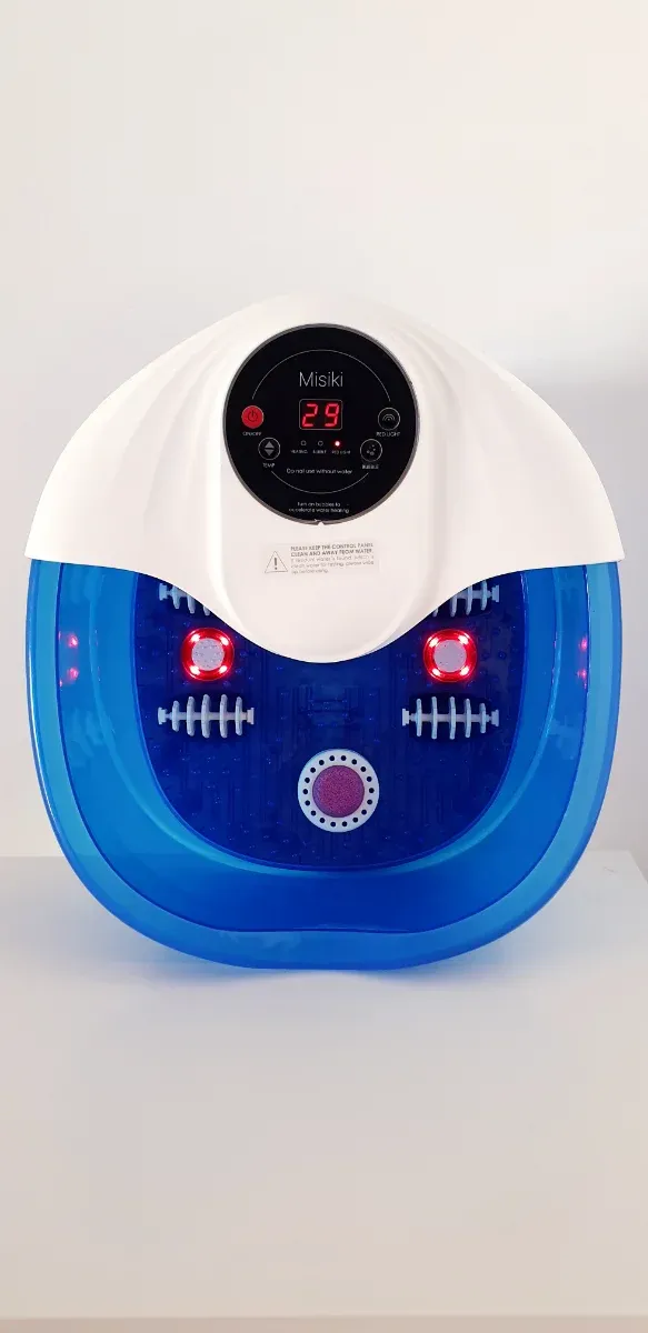 HIDROMASAJE DE PIES CON PIEDRA PÓMEZ