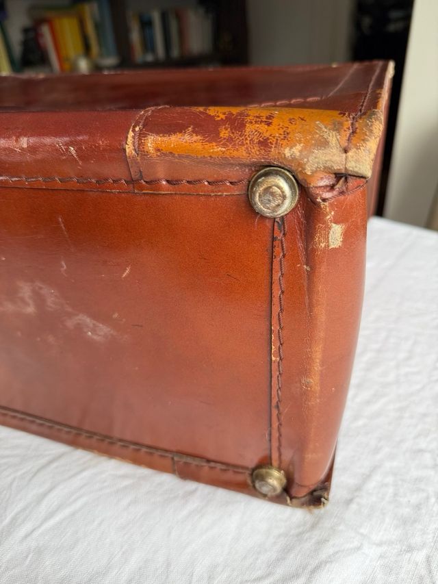 Maleta Vintage Cuero Iberia