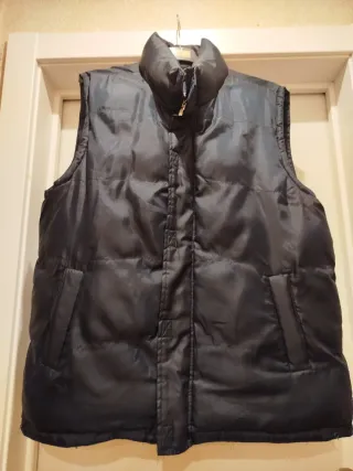 Chaleco acolchado hombre negro