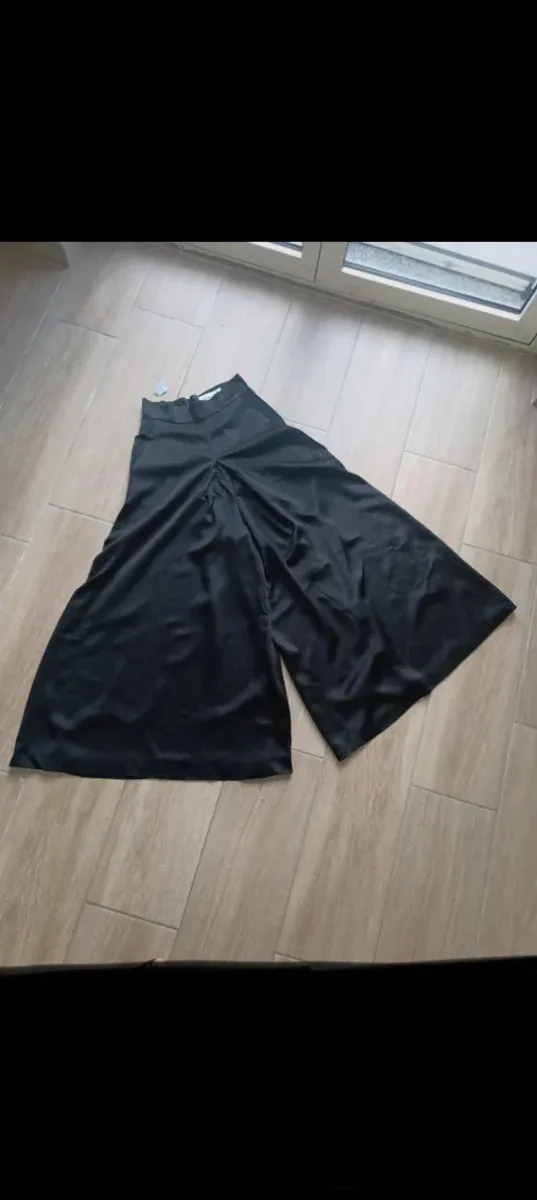 Pantaloni eleganti Max Mara /Intrend