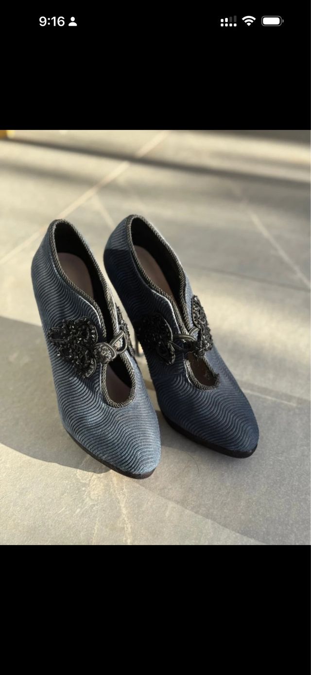 Botín azul marino tacón