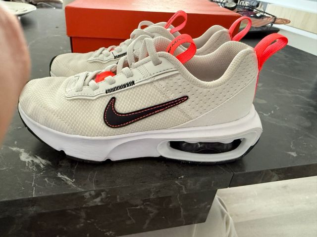 Zapatillas Nike Air Max Niño talla 32/20cm