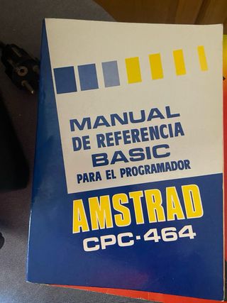Ordenador Amstrad CPC 464. Funcionando
