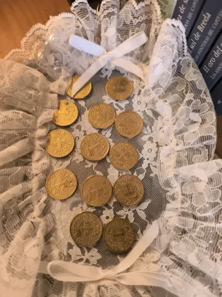 Monedas Pesetas 1 chapadas en oro