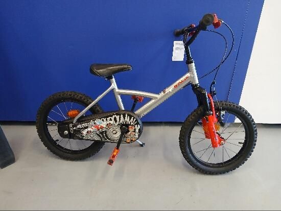 bicicleta btwin monster truck