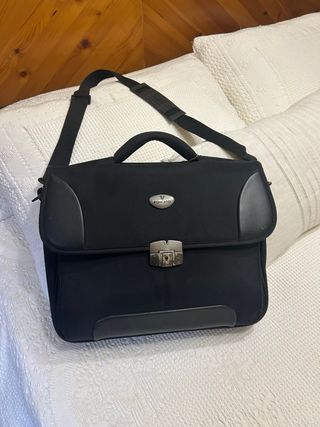 Maletín Roncato porta documentos y ordenador