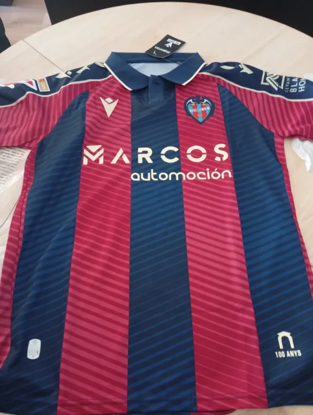 Camiseta Macron Levante UD 25/26