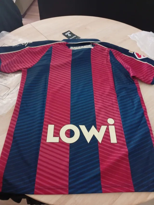 Camiseta Macron Levante UD 25/26