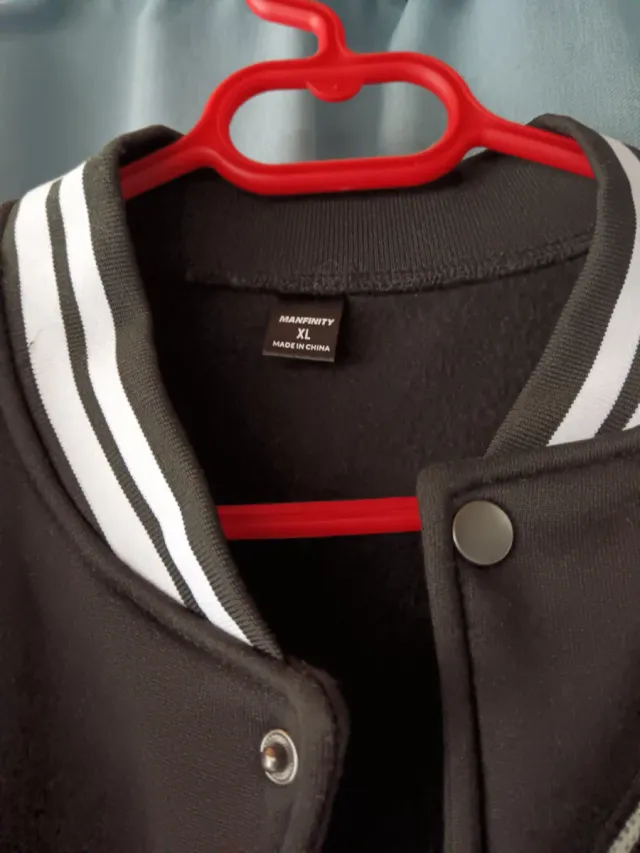 Chaqueta Estilo Grease Hombre negro y Blanco