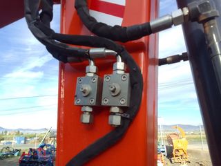 MINI EXCAVADORA GIRATORIA de 6.000 KG NUEVA.