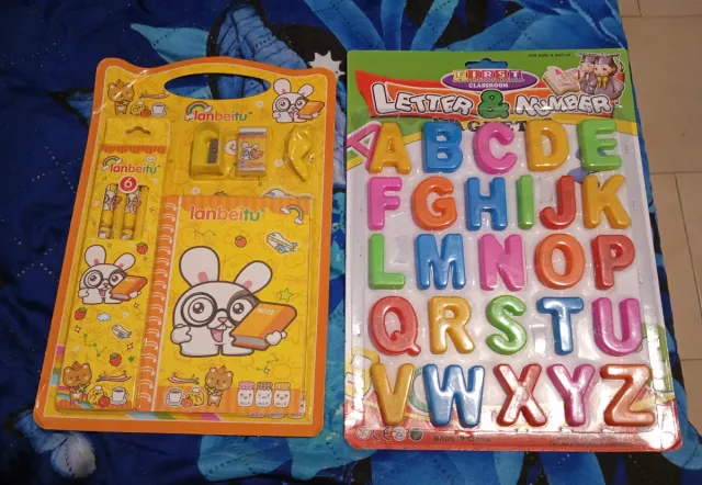 Set cancelleria Lanbeitu con lettere magnetiche