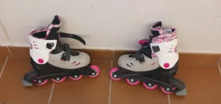 Patines infantiles blancos y rosas