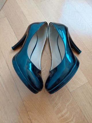 Scarpe décolleté lucide nere Tg 37