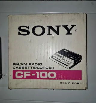 Radiocassette Sony CF-100 FM/AM Cassette-Corder