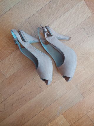 Scarpe décolleté con tacco beige 37