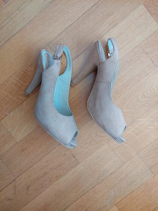 Scarpe décolleté con tacco beige 37