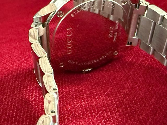 Reloj Gucci G-Chrono Plata y Blanco