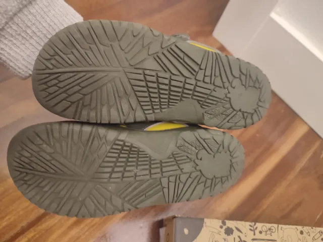 Zapato Feroz Onil Rocker Kaki-Amarillo T.30