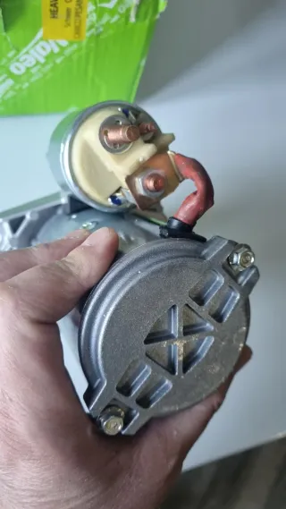 Motorino Avviamento Valeo 438202 Renault Nissan