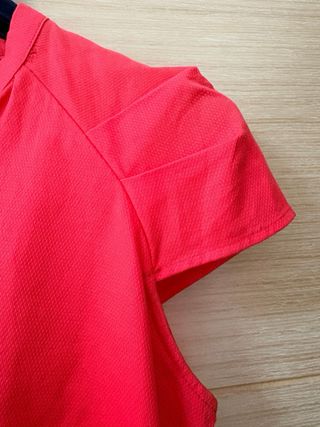 Blusa Mango manga corta coral