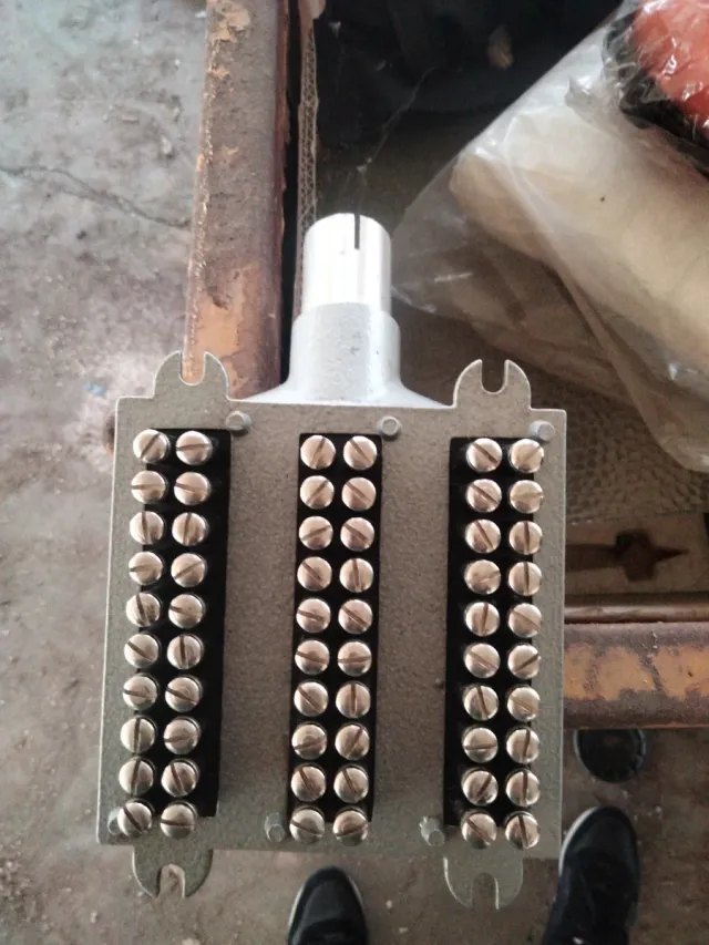 Testina distribuzione cavi